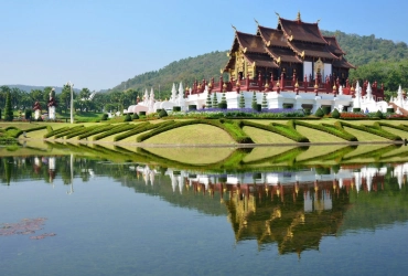 Chiang Mai - Bangkok (B/-/-)