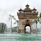 Circuit Laos 5 jours: Vientiane, Vang Vieng et trésors de l'UNESCO