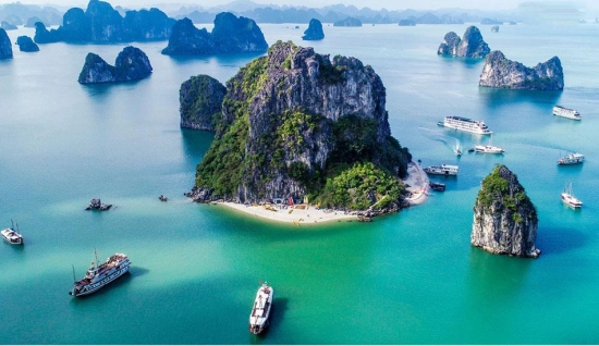Circuit au nord du Vietnam 4 jours 3 nuits à Hanoï - Halong - Ninh Binh: croisière de charme & paysages mystiques
