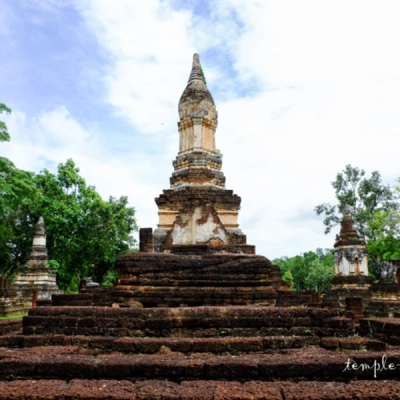 Wat Chedi Chet Thaeo