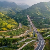 Circuit à moto dans le Nord du Vietnam 9 jours : Explorez Lao Cai, Ha Giang, Cao Bang et au-delà