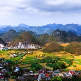 Circuit à moto dans le Nord du Vietnam 9 jours : Explorez Lao Cai, Ha Giang, Cao Bang et au-delà