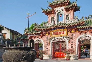 Vieille ville de Hoi An – Da Nang – Hue (B/-/-)