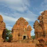 Circuit au Centre du Vietnam 4 jours: Village de poterie de Bau Truc et culture Champa