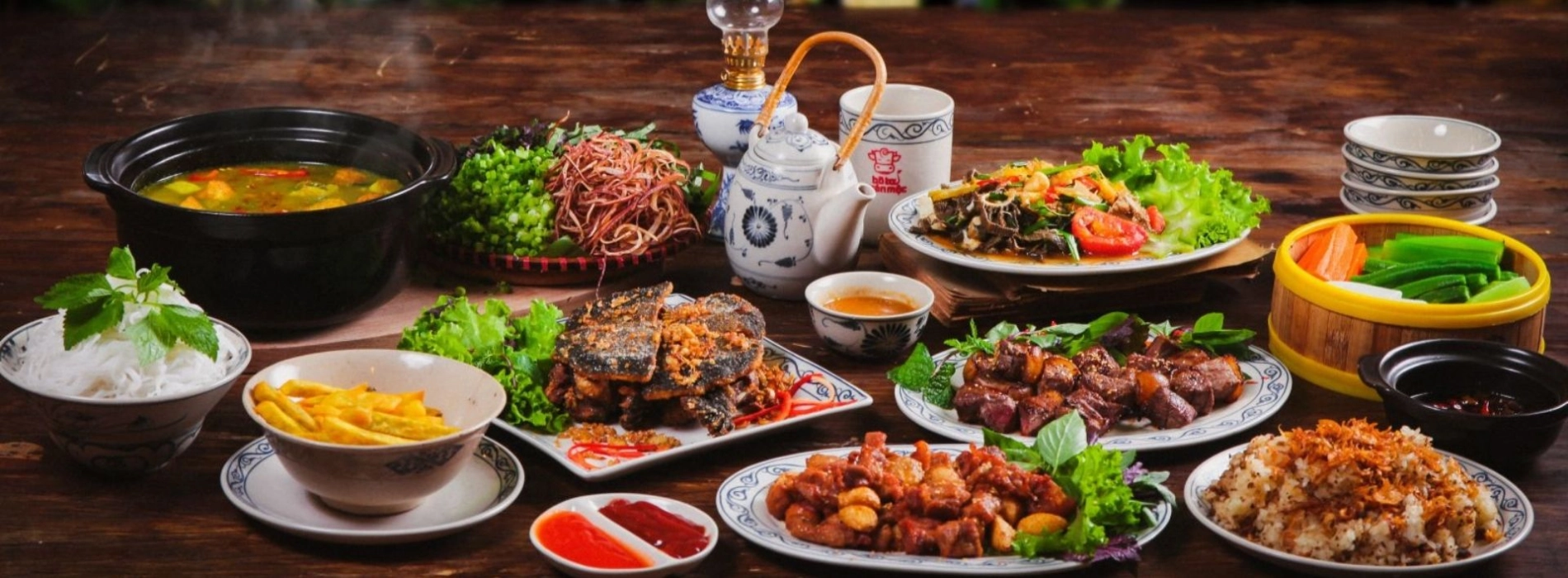 Les meilleurs restaurants à Hanoï : où manger pour découvrir la vraie cuisine vietnamienne