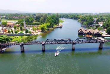 Kanchanaburi – Cascade d’Erawan – Ayutthaya (B/-/-)