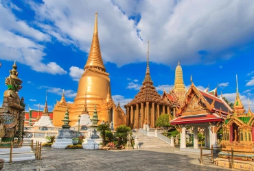 Ayutthaya – Bangkok – Vol à Chiang Rai (B/-/-)