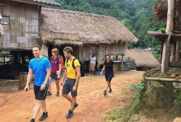 Chiang Mai – Trekking, village Lahu & rafting en bambou(B/L/-)