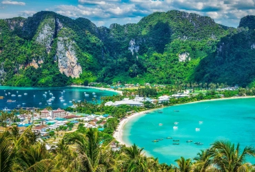 Chiang Mai - Vol pour Krabi - Koh Ngai (B/-/-)