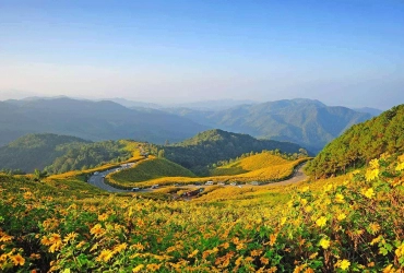 Mae Hong Son - Visite de la ville (B/-/-)