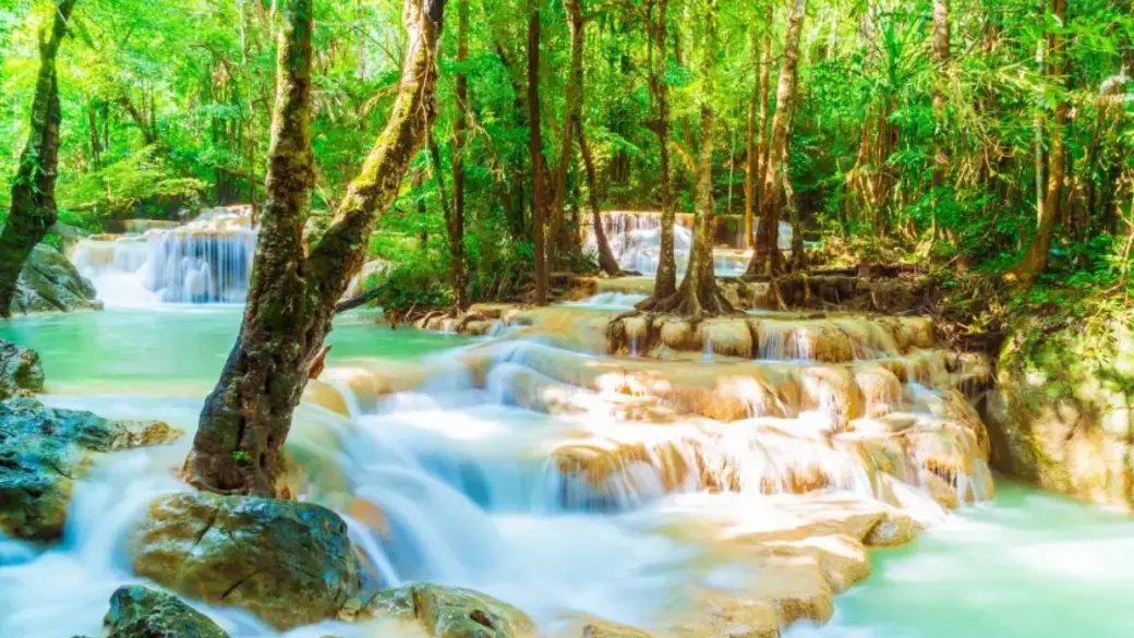 Kanchanaburi – Parc national d’Erawan – Ayutthaya
